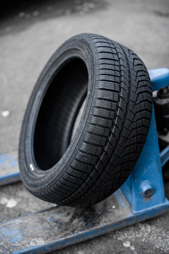 фото протектора и шины Ice Blazer Alpine EVO1 Шина Sailun ICE BLAZER Alpine EVO1 225/40 R19 93W
